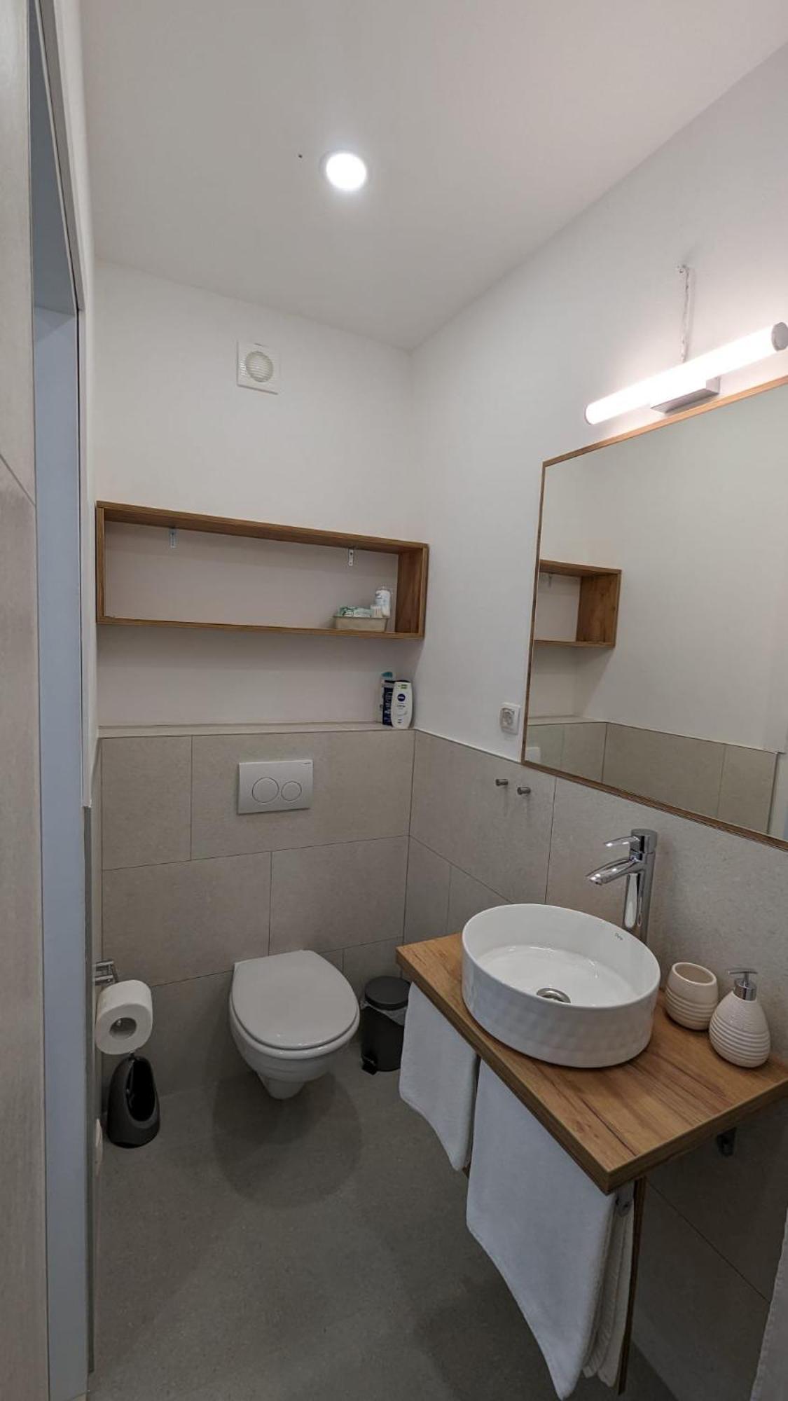 Aurelia Rooms Mostar Bagian luar foto