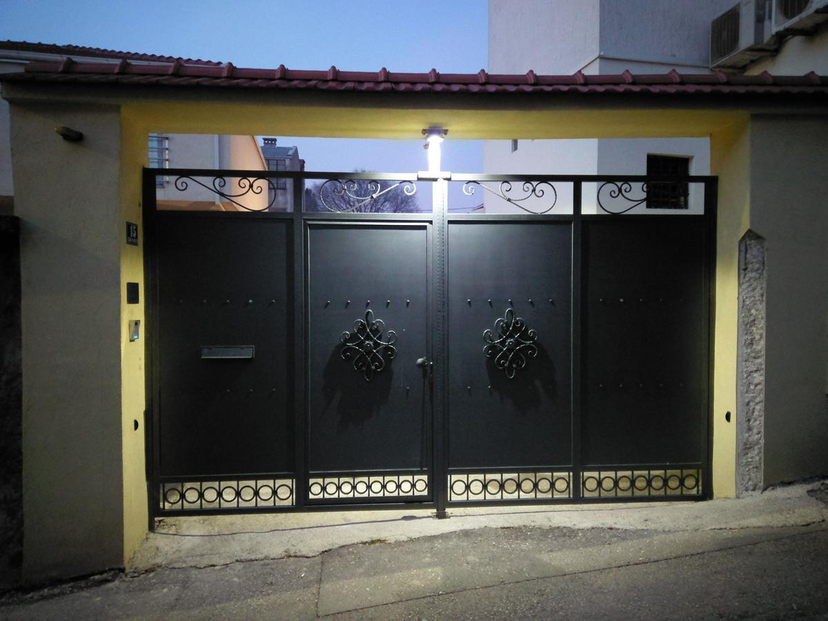 Aurelia Rooms Mostar Bagian luar foto